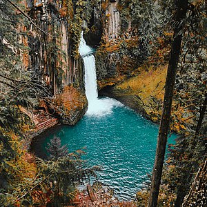 Zeitraffer Foto eines Wasserfalls